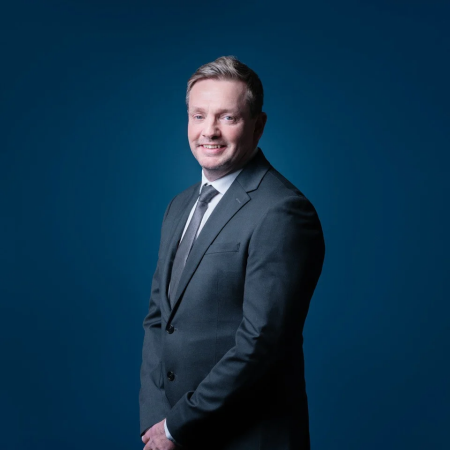 Neil-construction-director